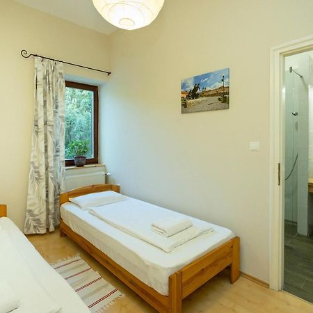 Nemes Apartman Егер Екстериор снимка