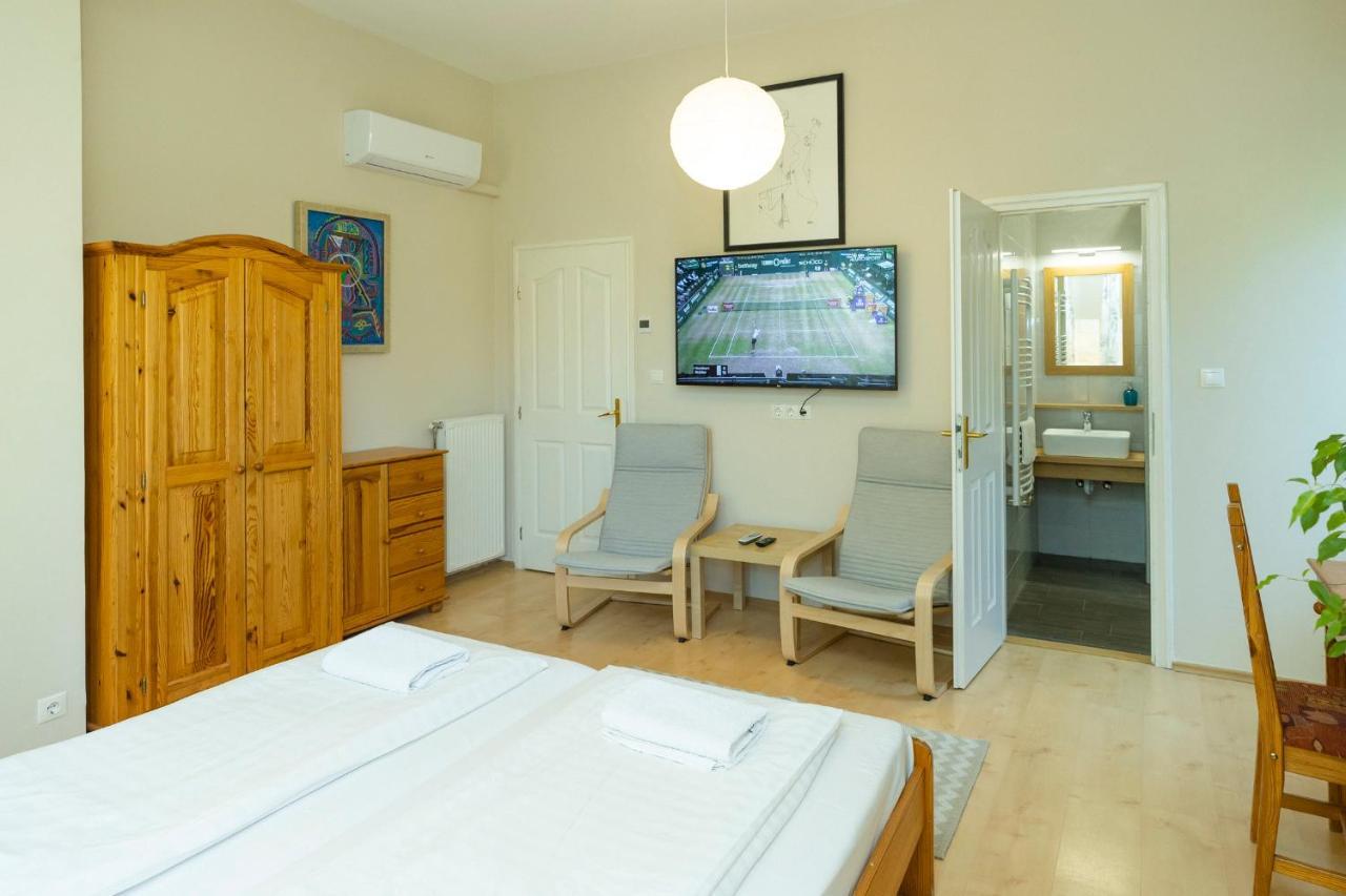 Nemes Apartman Егер Екстериор снимка