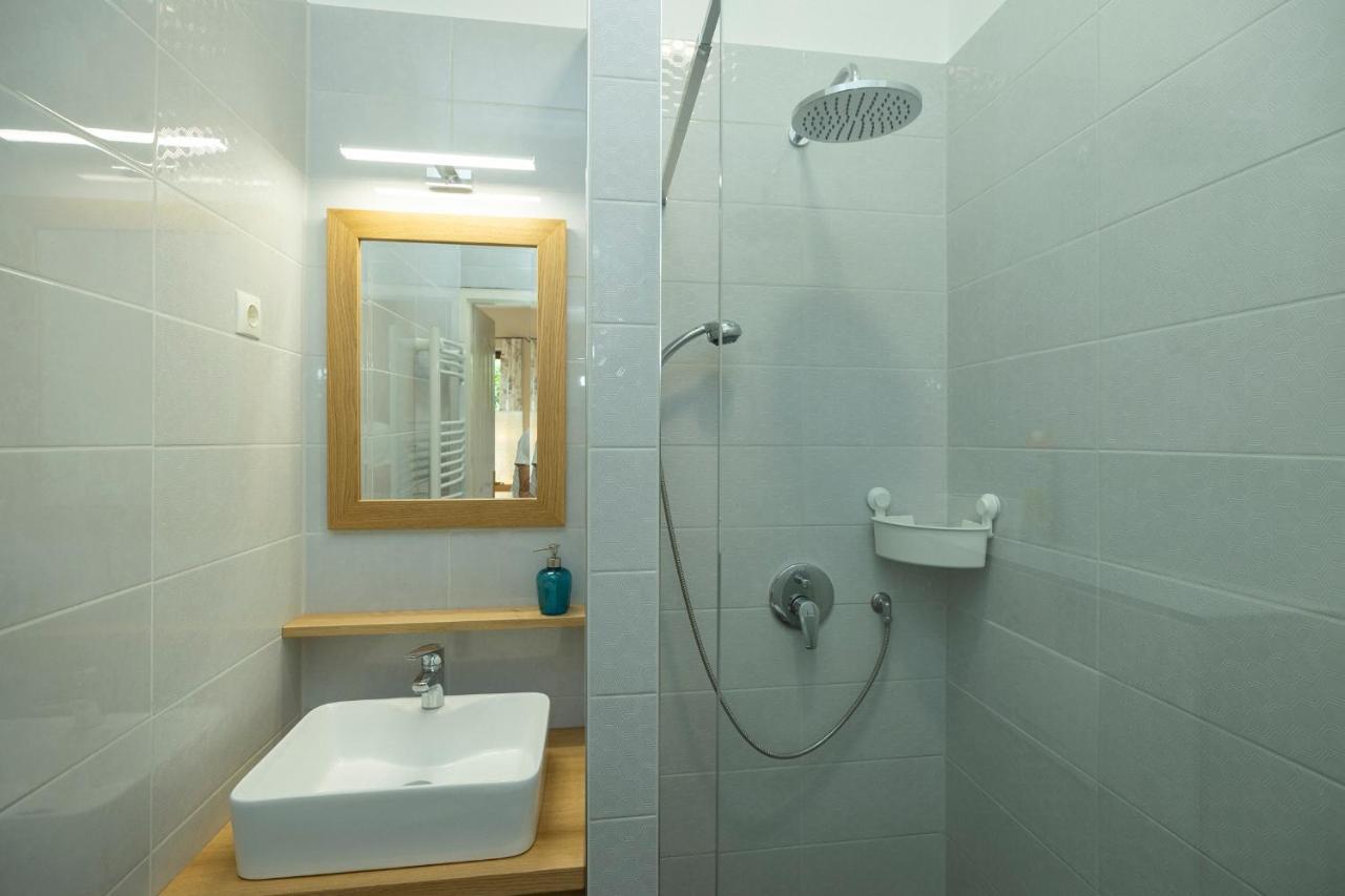 Nemes Apartman Егер Екстериор снимка