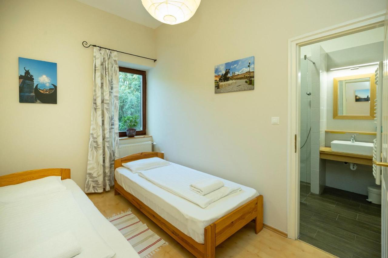 Nemes Apartman Егер Екстериор снимка