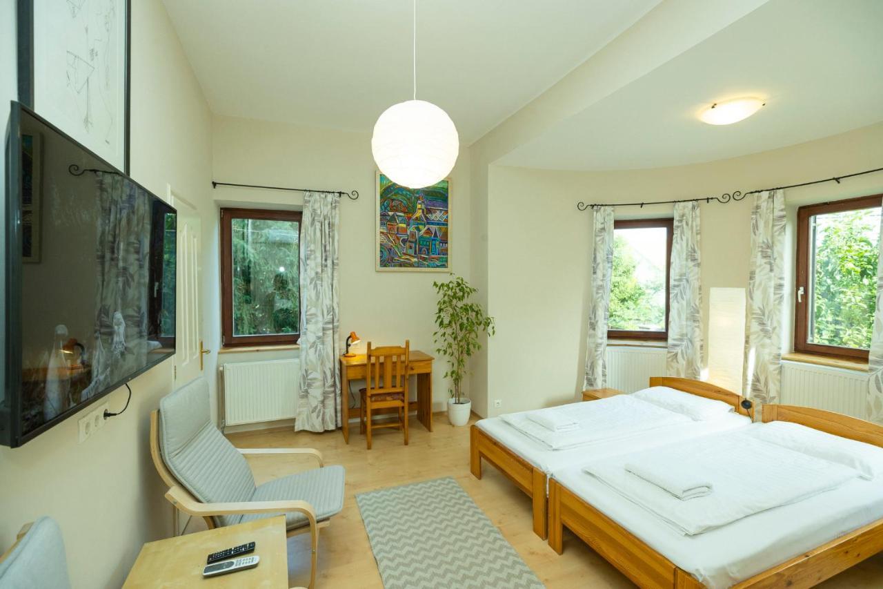 Nemes Apartman Егер Екстериор снимка